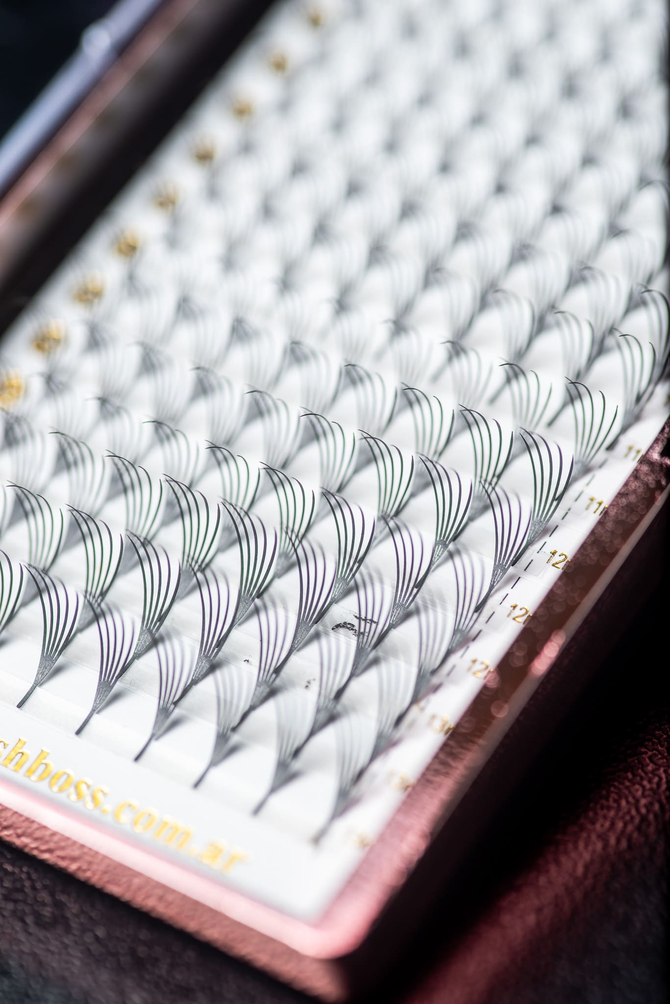 FLAKE LASHES ¨WISPY 5D¨ MIX - Imagen 3